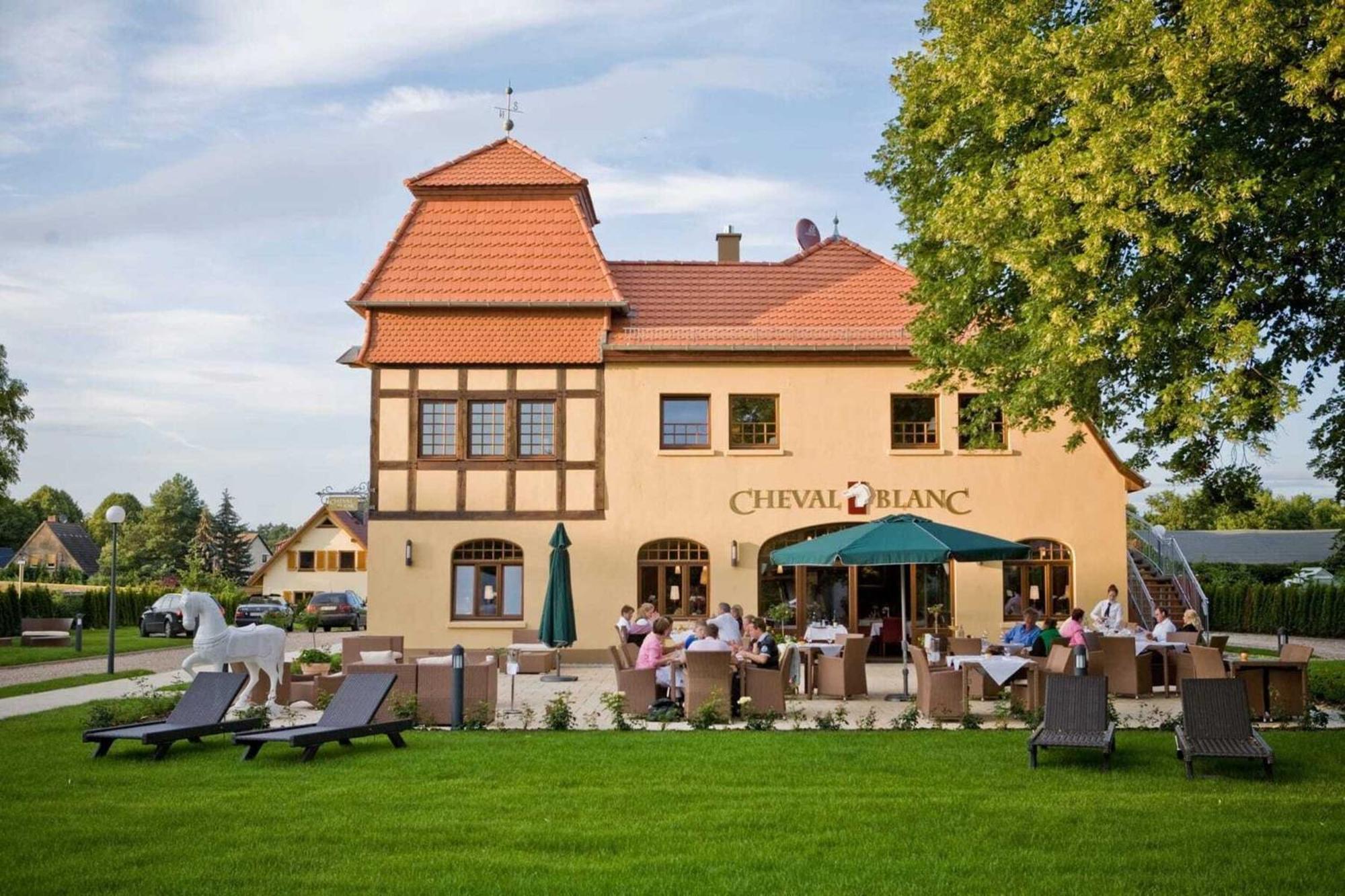 Bernsteinschloss Wendorf  Zewnętrze zdjęcie